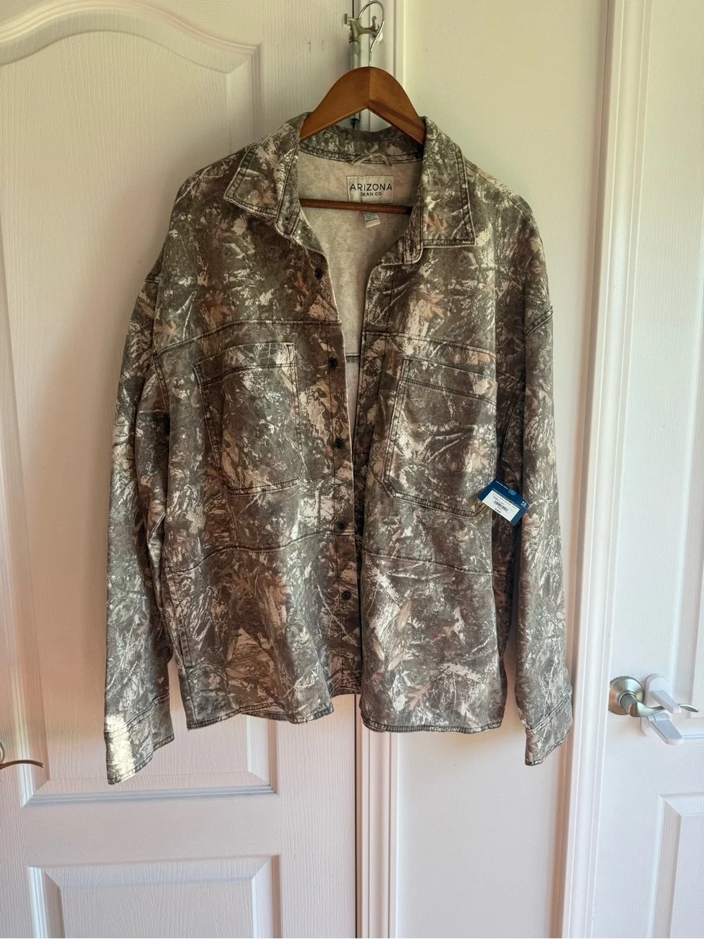 Arizona NWT men’s canvas Brown and Tan Camo Jacket size XXL